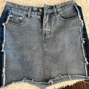 Two tone denim skirt